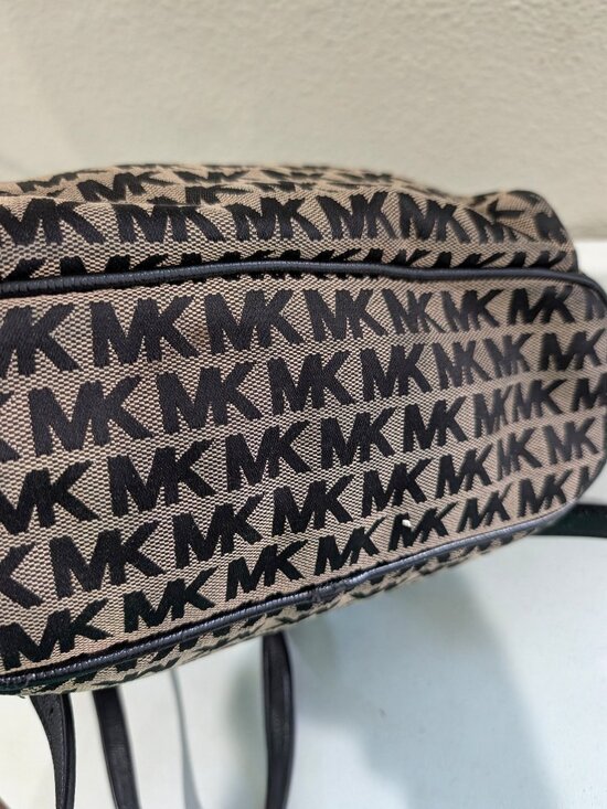 Michael Kors Abbey Medium Backpack